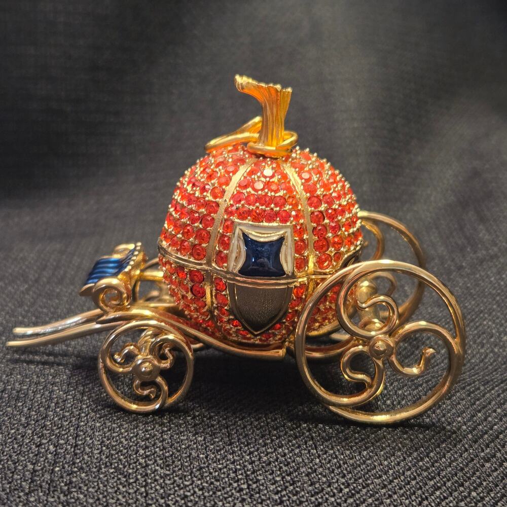 Estee Lauder Swarovski Crystal Solid Perfume Compact Cinderella's Pumpkin Coach